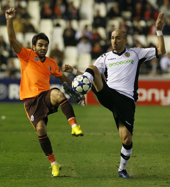 瓦伦西亚内部会议纪要流出——冲刺阶段迎来里程碑，欧冠使命明确，控场能力受关注的简单介绍