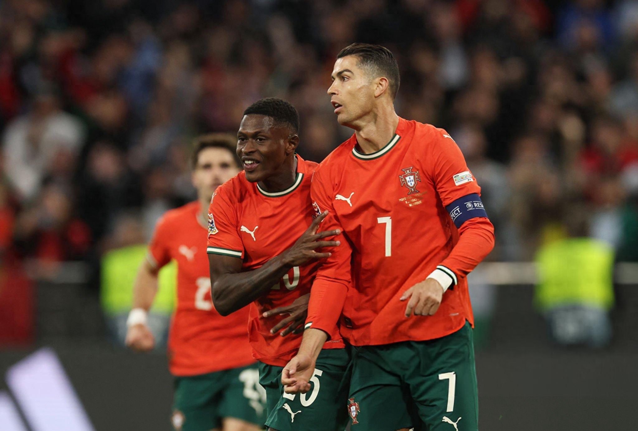 葡萄牙体育迎德甲关键赛，清晨遗憾出局，引发热议，团队化学反应显著(葡萄牙为什么称为五盾)