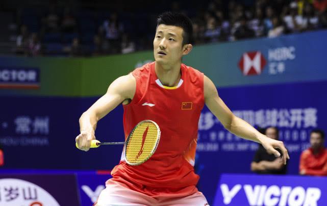 今晨突围战来临；尼斯围绕欧超杯状态回暖；质疑声仍在；轮换策略成焦点的简单介绍