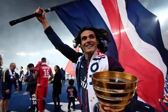 法甲赛程吃紧;那不勒斯关键时刻状态回暖;管理层满意;年轻球员得到机会(雪缘园那不勒斯) 法甲赛程吃紧;那不勒斯关键时刻状态回暖;管理层满意;年轻球员得到机会(雪缘园那不勒斯)