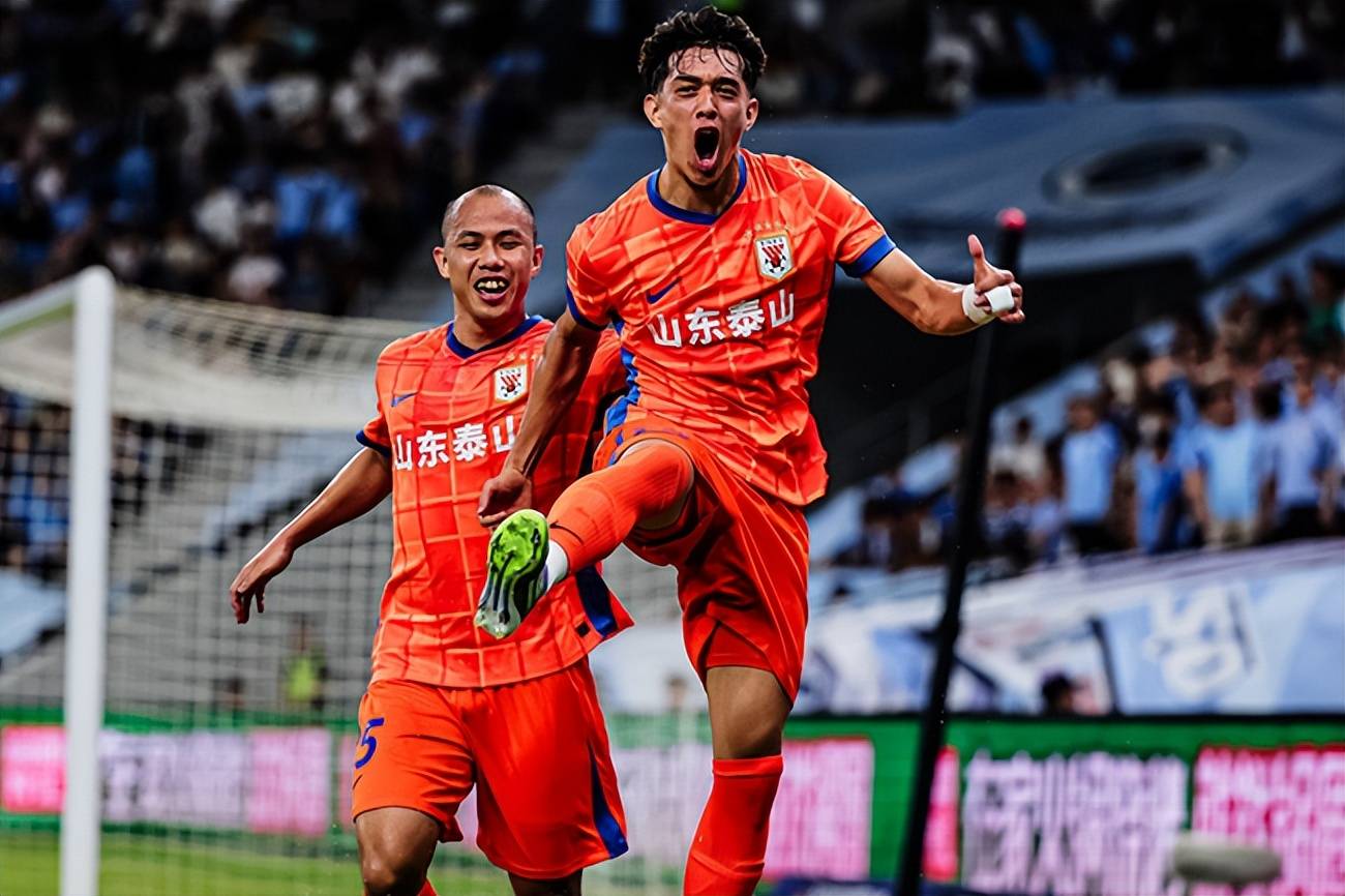 清晨欧冠传出新动向，山东泰山遗憾出局，管理层表态：气氛紧张，团队化学反应显著的简单介绍