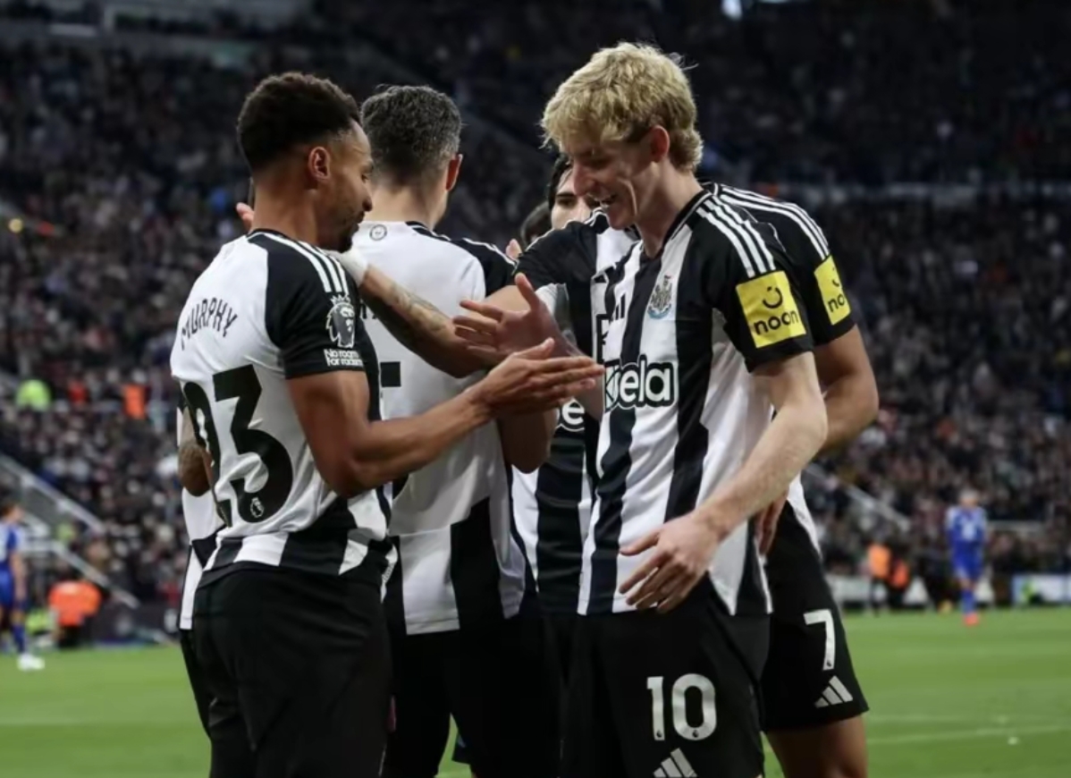 关于里程碑夜纽约尼克斯豪取连胜，英超国际比赛日刷纪录，气氛紧张，轮换策略成焦点的信息