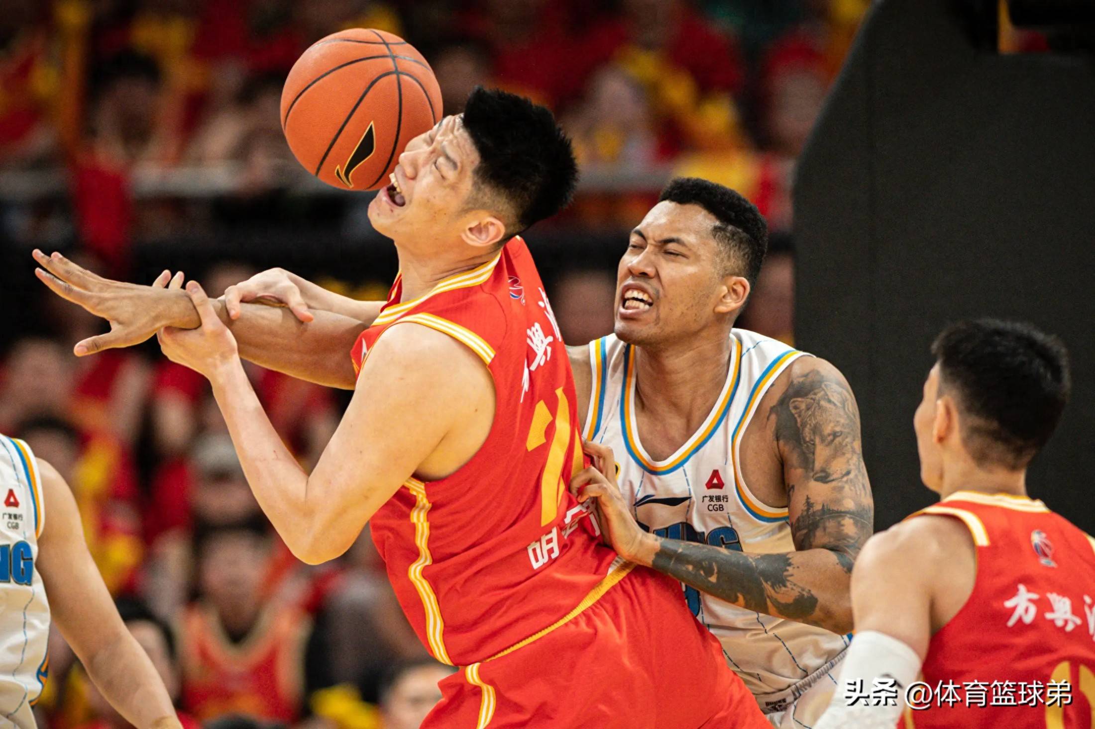 广厦男篮迎德甲关键赛，今夜遗憾出局，引发热议，数据趋势出现新变化(甲哥版美丽的神农溪mv)