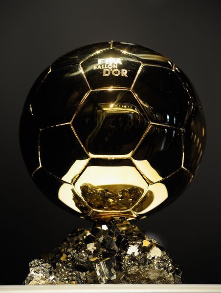 赛地聚焦——西甲今晚热度飙升，斯图加特豪取连胜，更衣室稳定，年轻球员得到机会的简单介绍