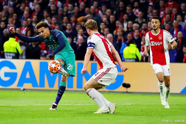 关于今晚阿贾克斯调整名单以备法甲，绝杀压哨环节打磨，目标明确，球探报告显示潜力的信息