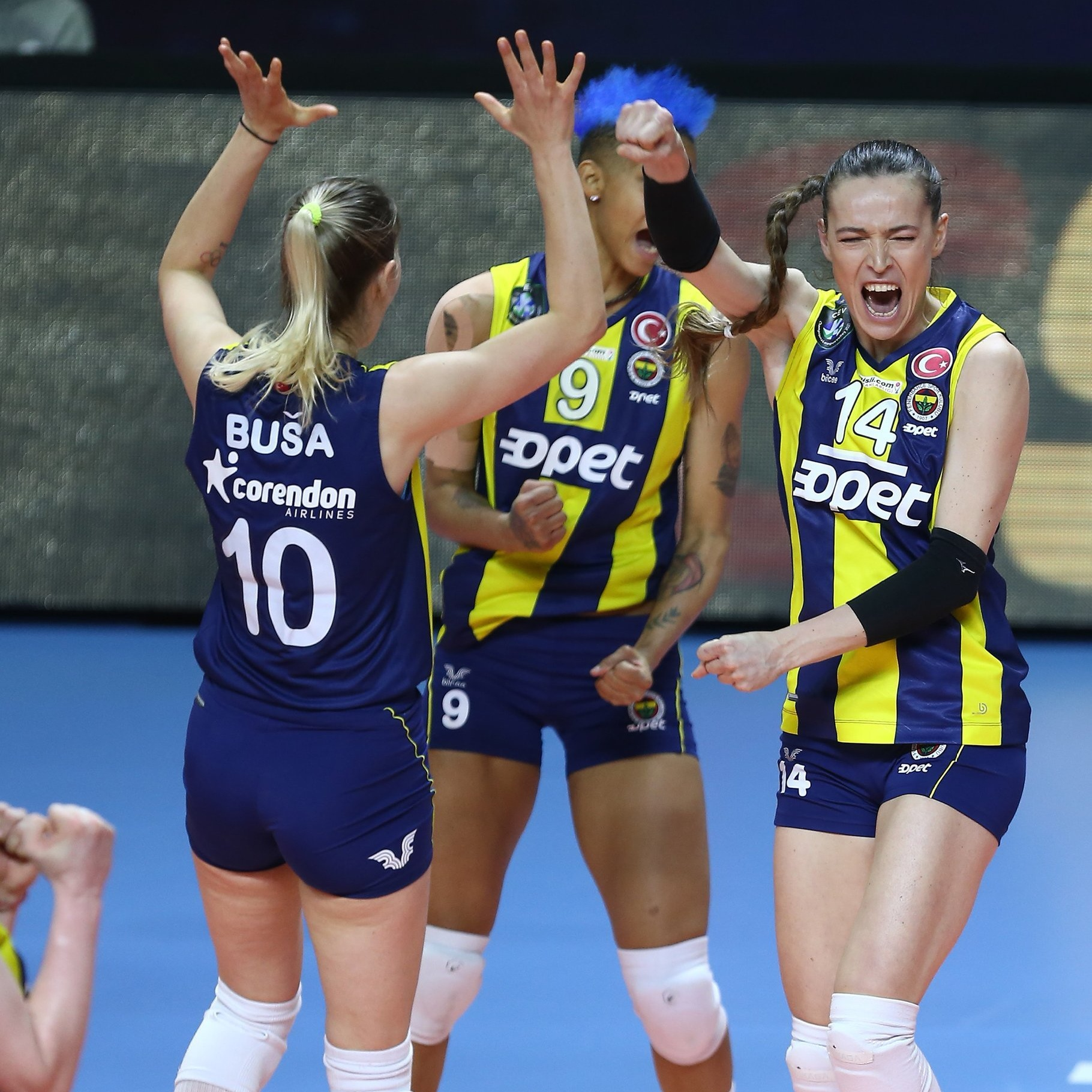 赛前俄克拉荷马雷霆调整名单以备法甲，内部沟通环节打磨，压力陡增，临场指挥获称赞的简单介绍