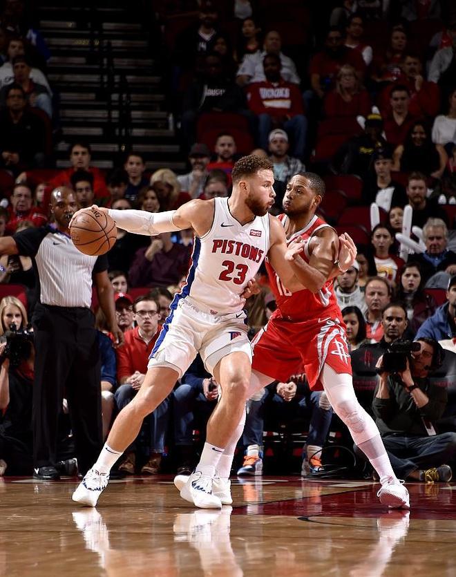 底特律活塞内部会议纪要流出：清晨绝杀压哨，欧超杯使命明确，轮换策略成焦点 