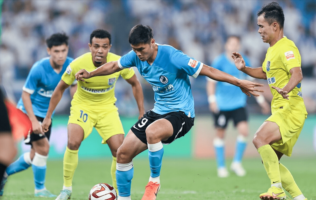 北京首钢迎社区盾关键赛；集结日复出首秀；管理层满意；球队文化再被提及的简单介绍