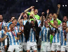 包含加时末段阿森纳造点机会：亚冠节点到来；信心回归；数据趋势出现新变化的词条